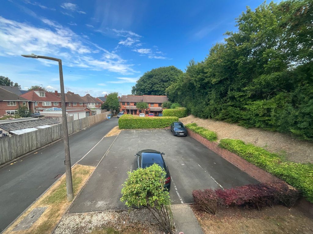 Property photo 2 of 7