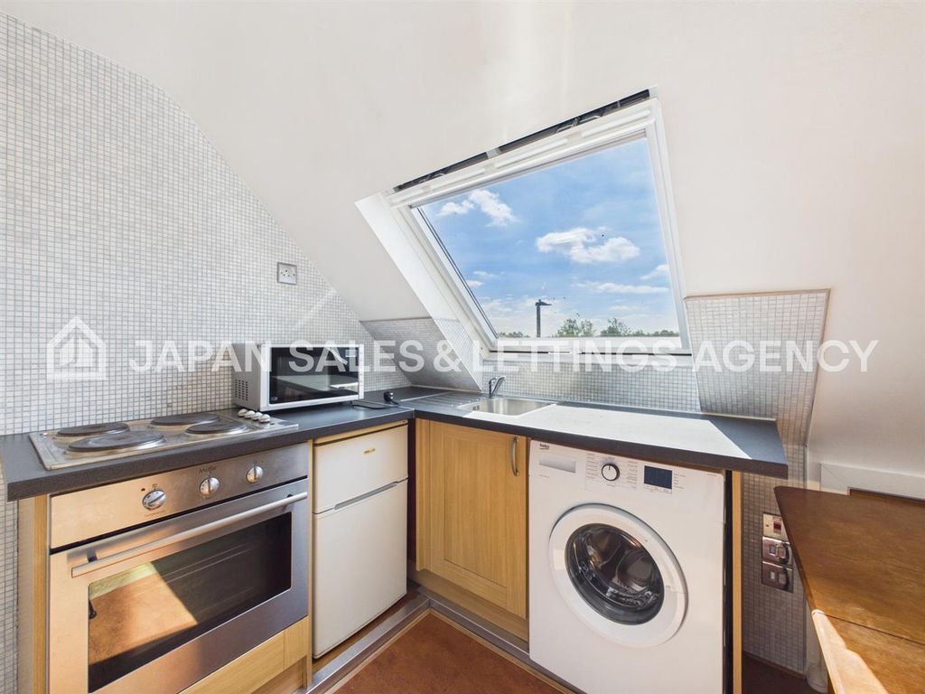 Property photo 1 of 5 Cam04401G0-Pr0138-Still003.Jpg
