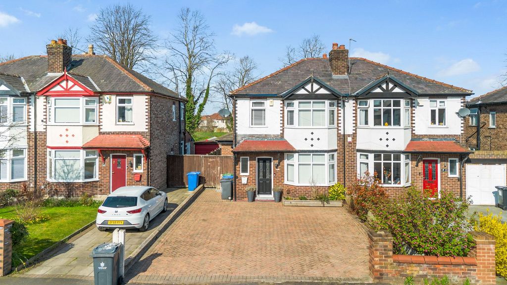 Property photo 1 of 18