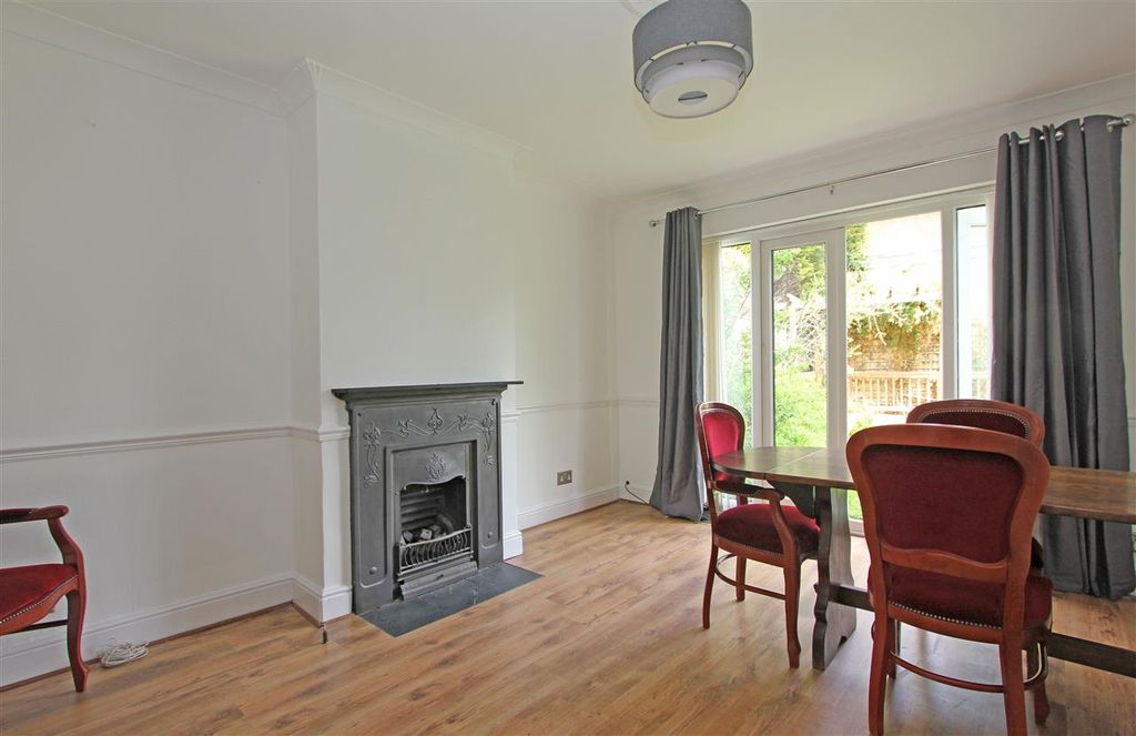 Property photo 3 of 12 Dining Room