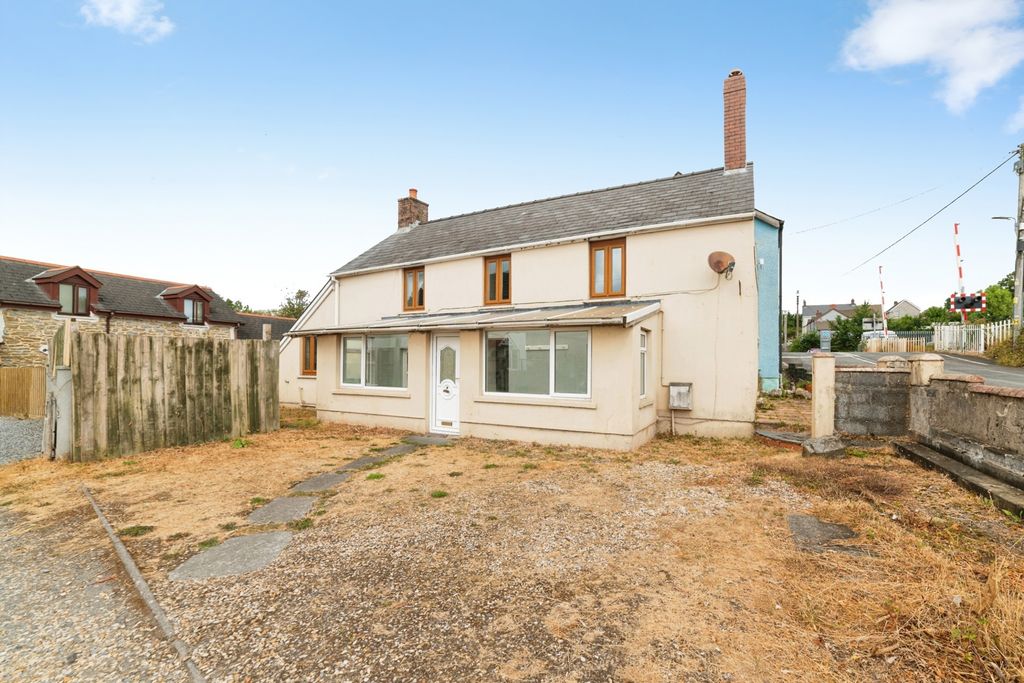 Property photo 1 of 18 Pbox-Img.Jpg