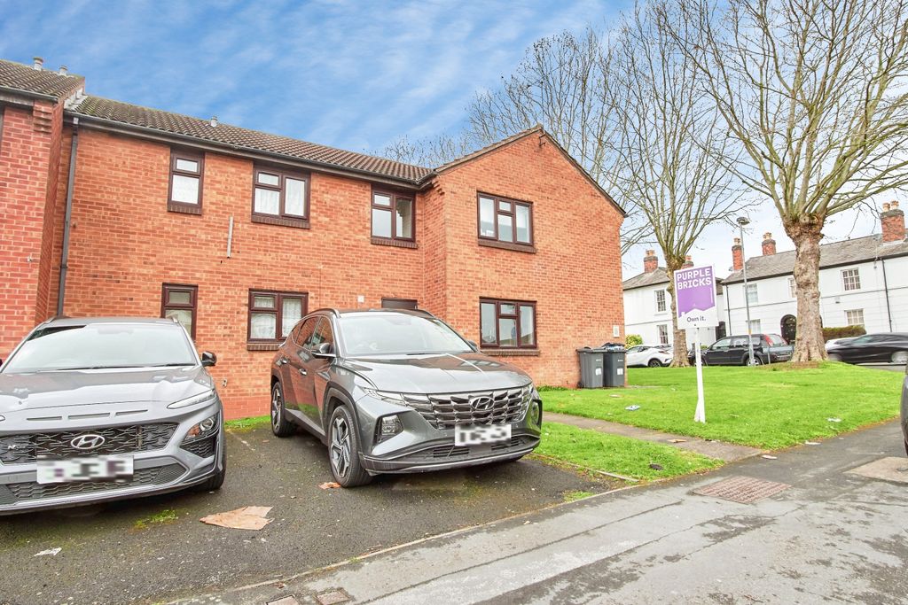 Property photo 1 of 13