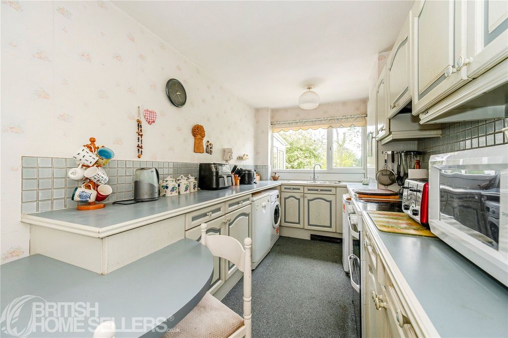 Property photo 3 of 25 Picture No. 15