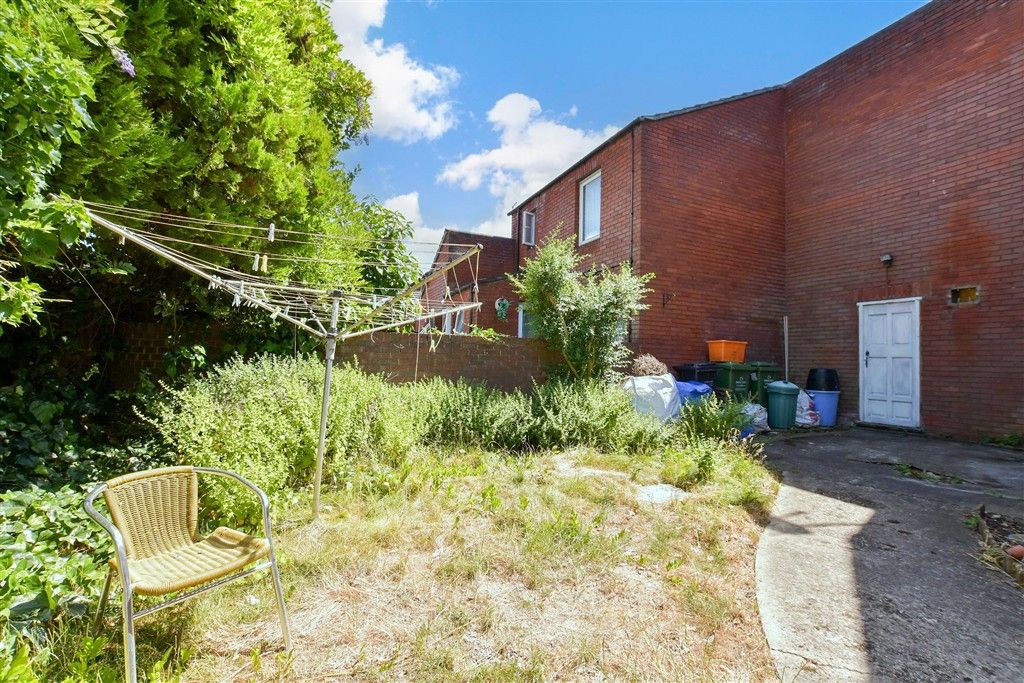 Property photo 1 of 18 Rear Garden