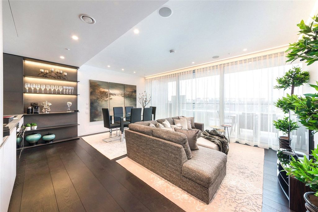 Property photo 1 of 12 Reception Room