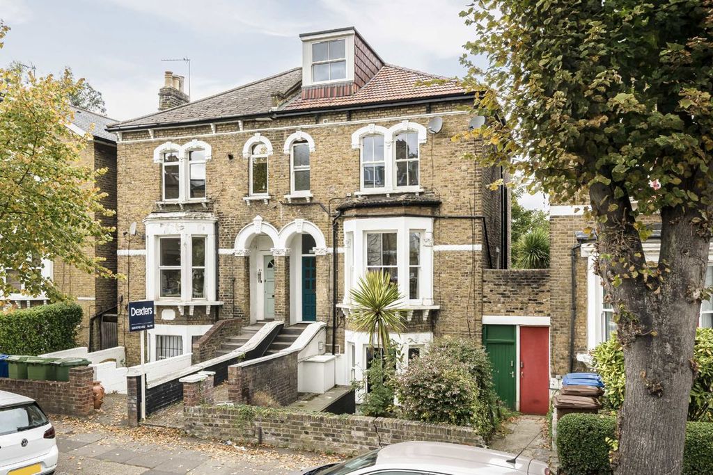 Property photo 1 of 6