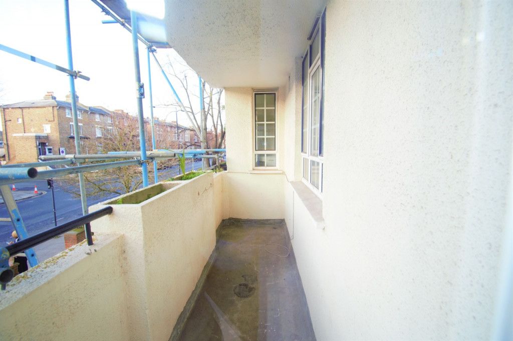 Property photo 3 of 6