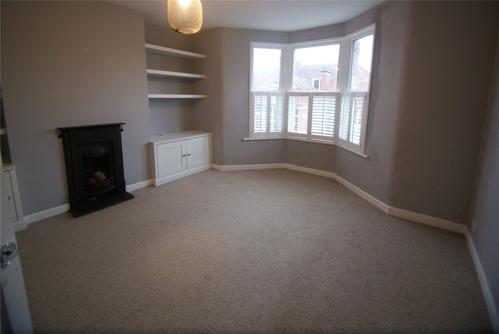 Property photo 3 of 6 Picture No. 05