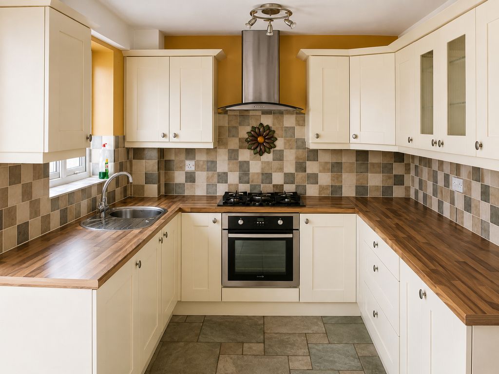 Property photo 2 of 5
