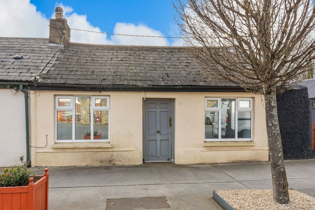 Property photo 1 of 10 Picture No. 12