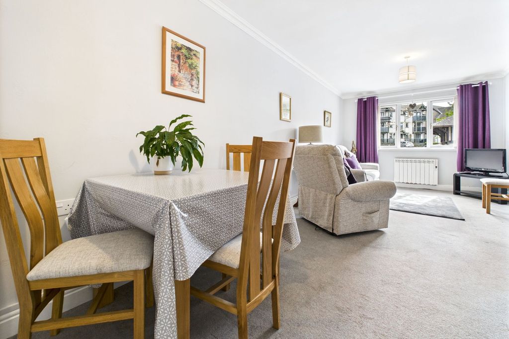 Property photo 1 of 13 Sitting/Dining Room