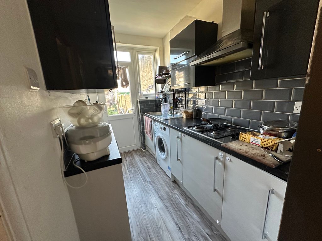 Property photo 2 of 9 Img_0918