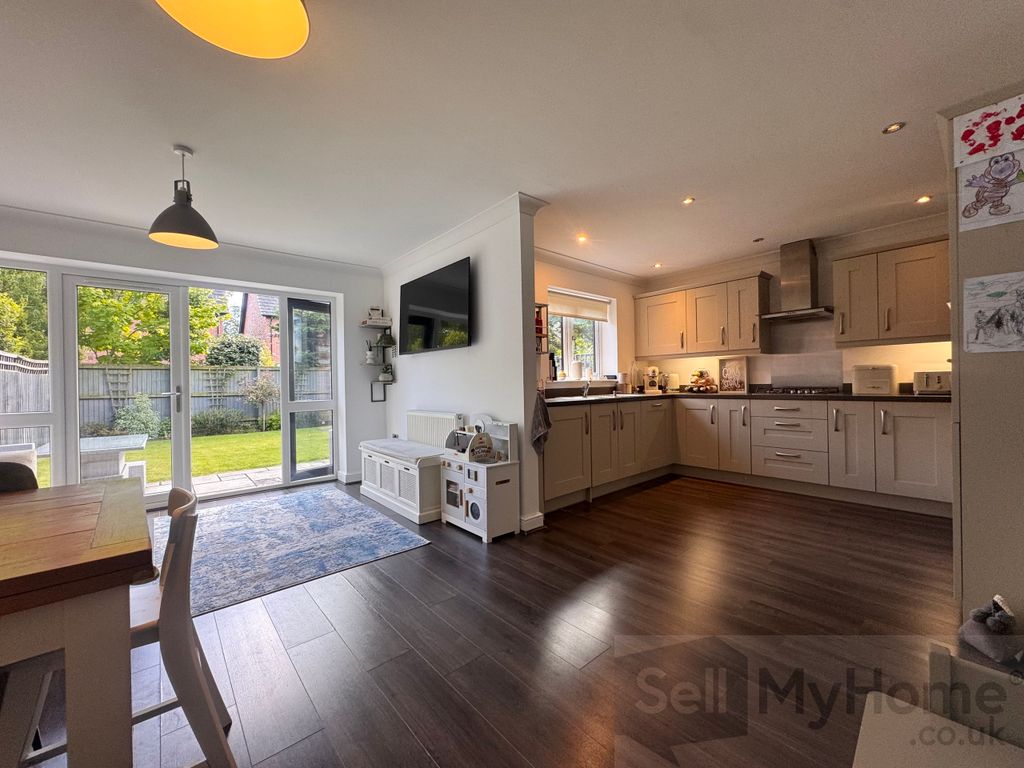 Property photo 3 of 23 Open Plan Kitchen / Dining