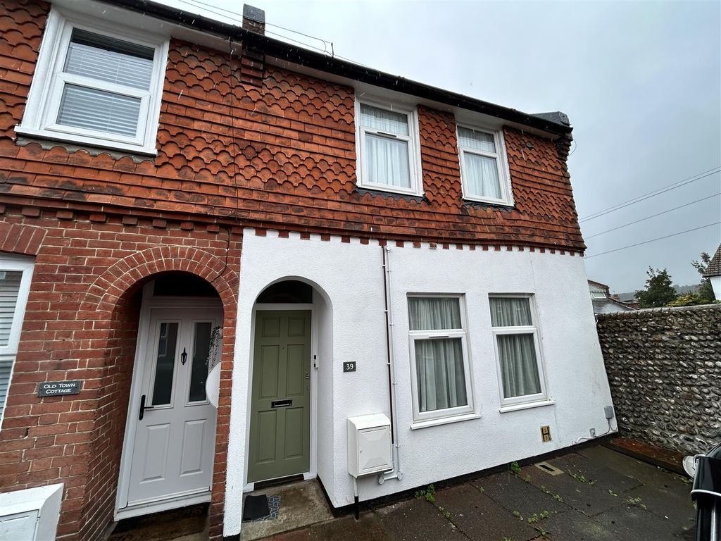 Property photo 1 of 12 01323 438506