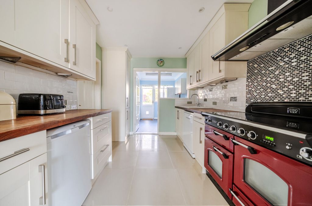 Property photo 3 of 14 1431214-3-69Bafa0...