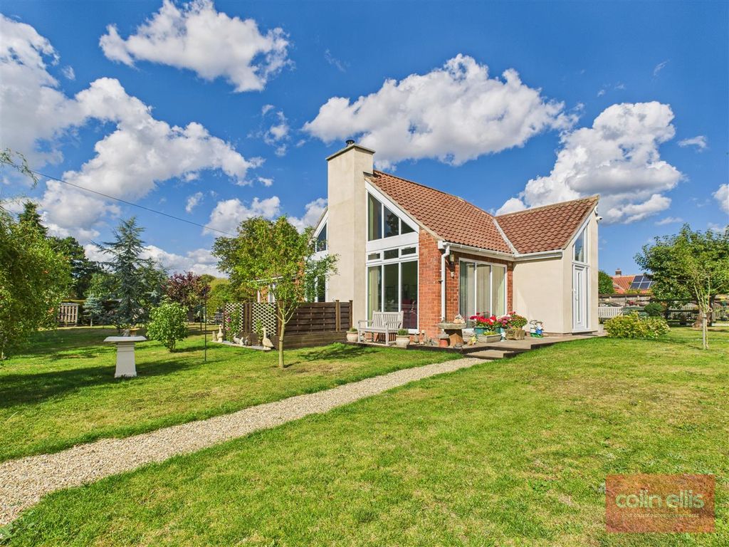 Property photo 1 of 25 Cam05075G0-Pr0193-Still021.Jpg