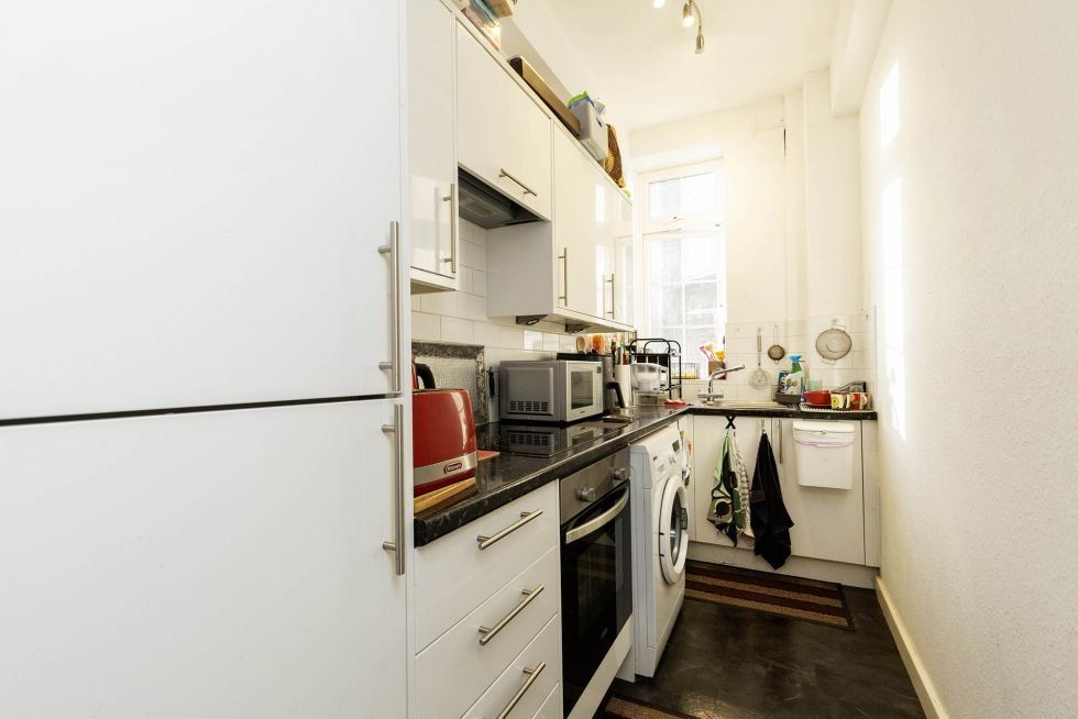 Property photo 3 of 4