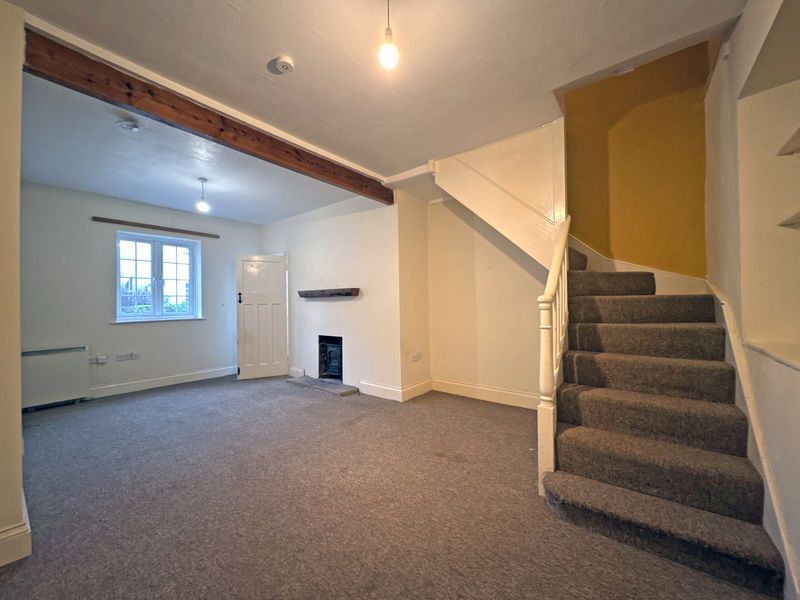 Property photo 3 of 8 Photo 4