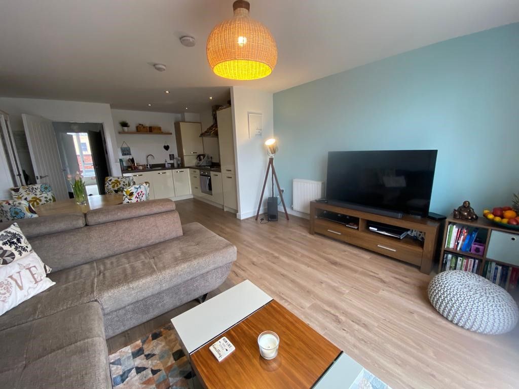 Property photo 3 of 11