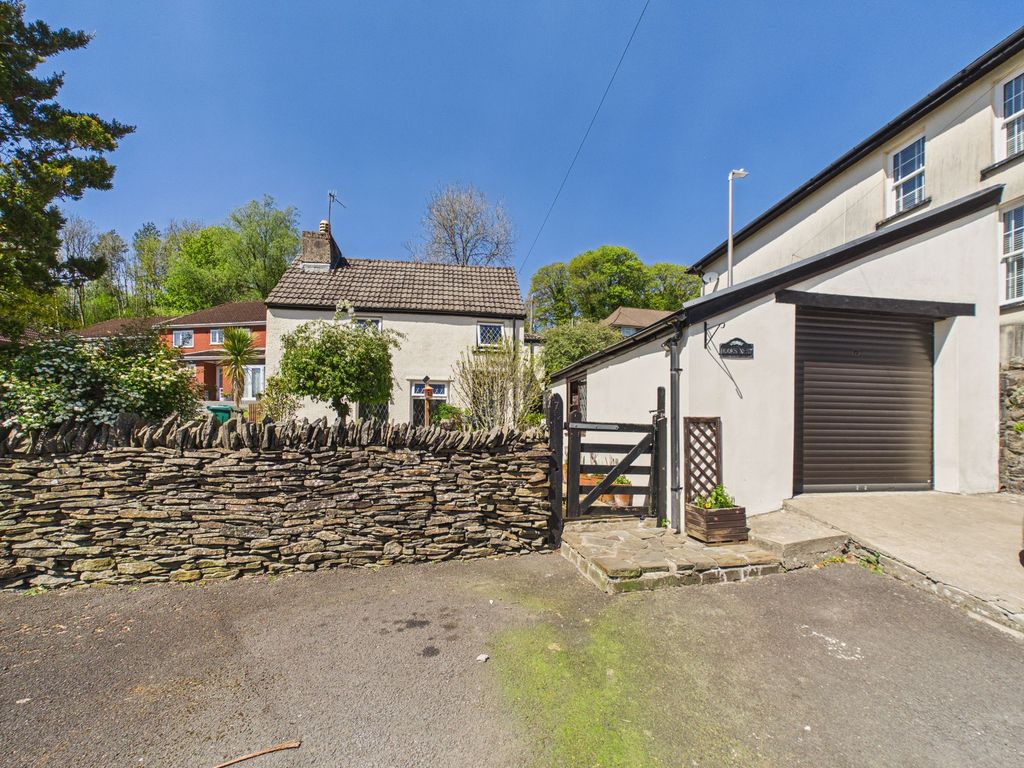 Property photo 1 of 55
