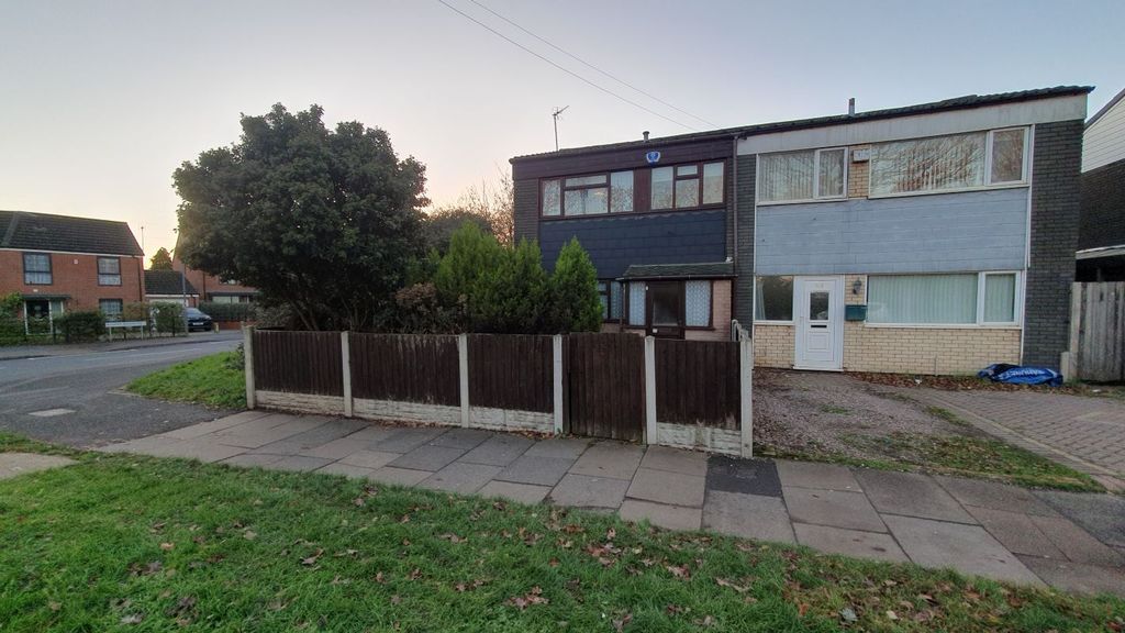 Property photo 3 of 38