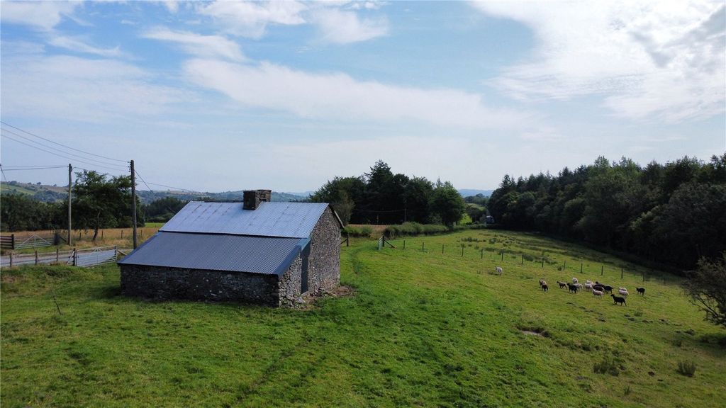 Property photo 2 of 8 Picture No. 04