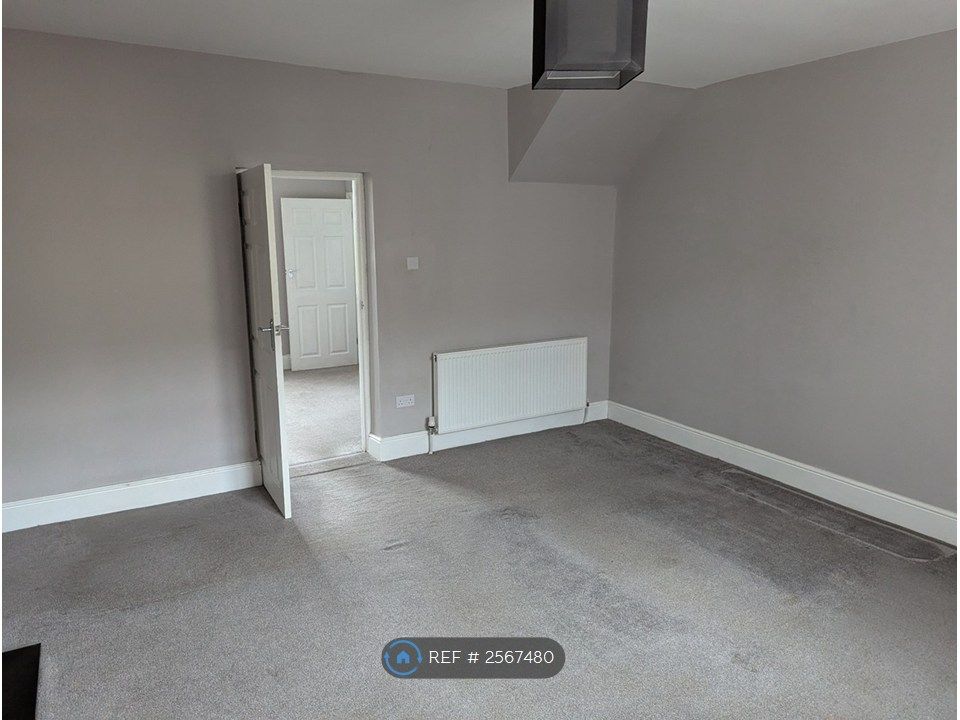 Property photo 1 of 11 Lounge