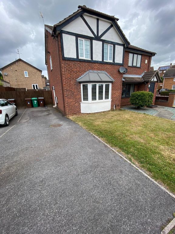 Property photo 1 of 10 066Fbf5B-318A-465A-9252-A84F3Aa1F586