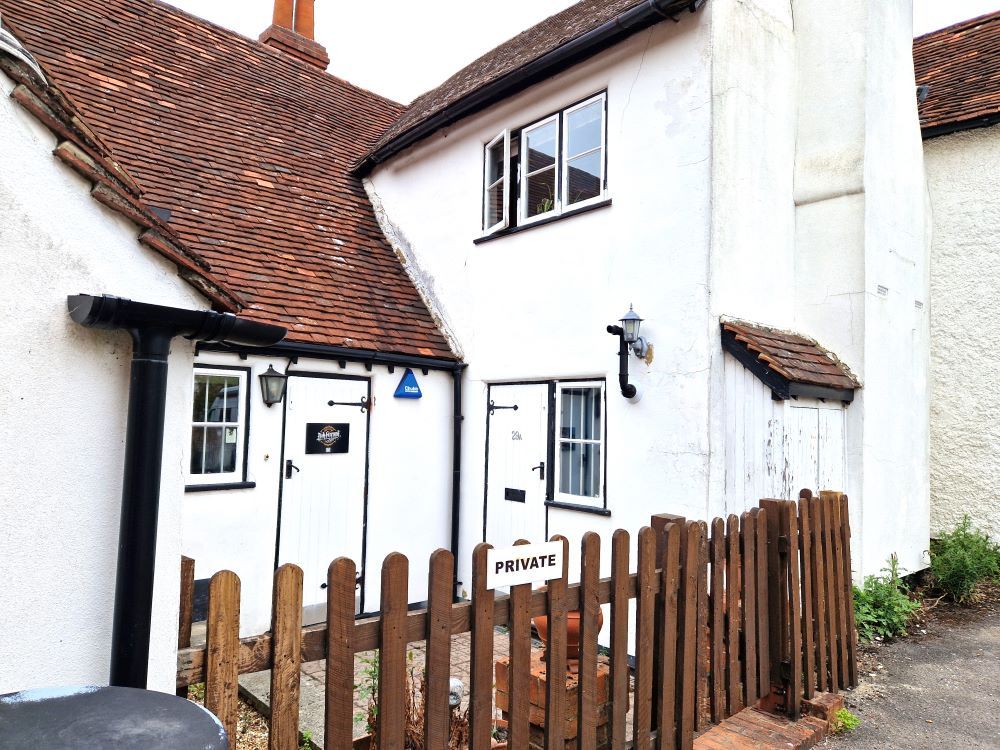 Property photo 1 of 7