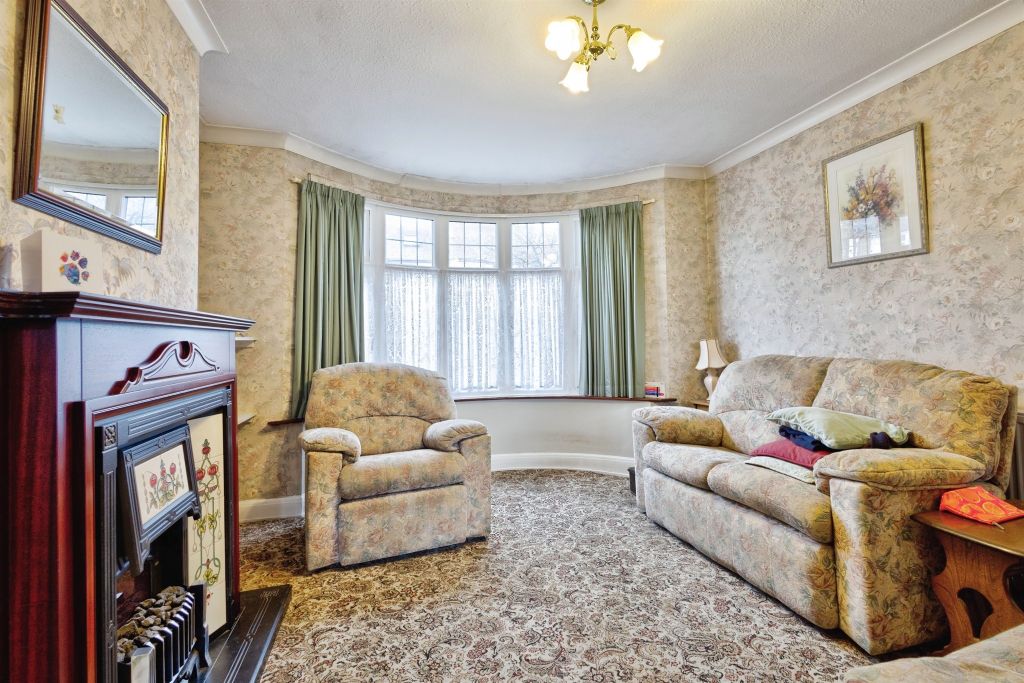 Property photo 2 of 20