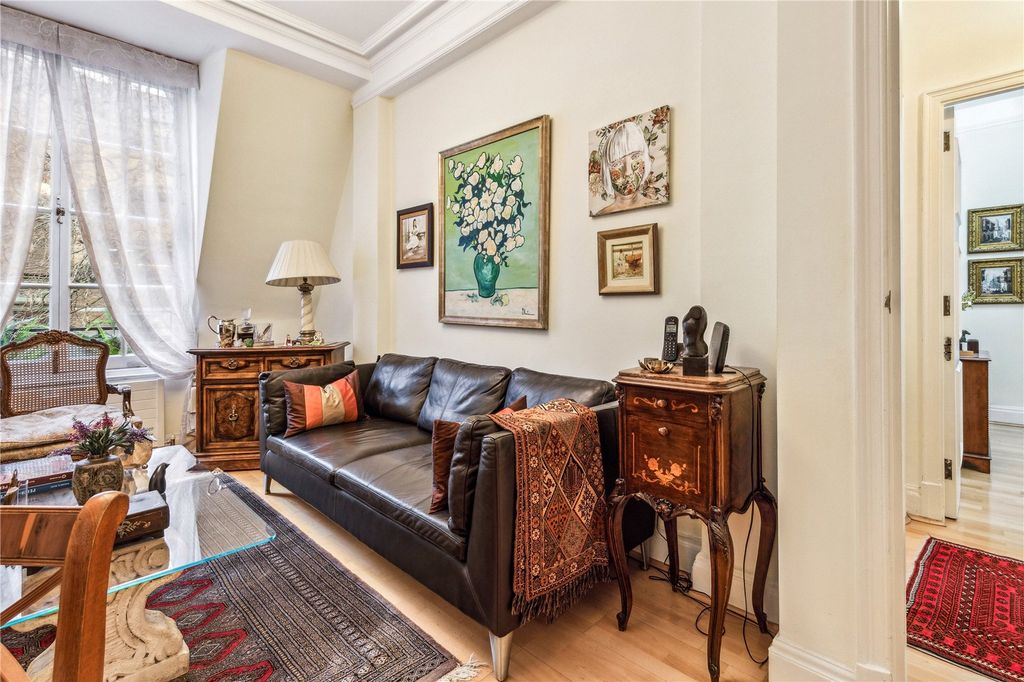 Property photo 3 of 14 Reception Room
