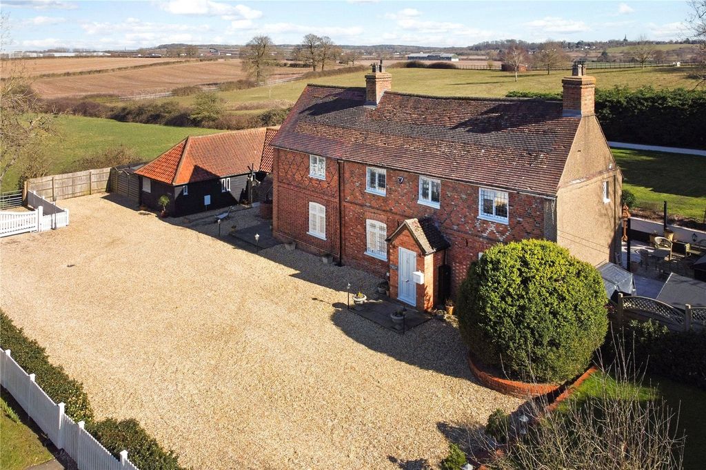 Property photo 2 of 33 Exterior