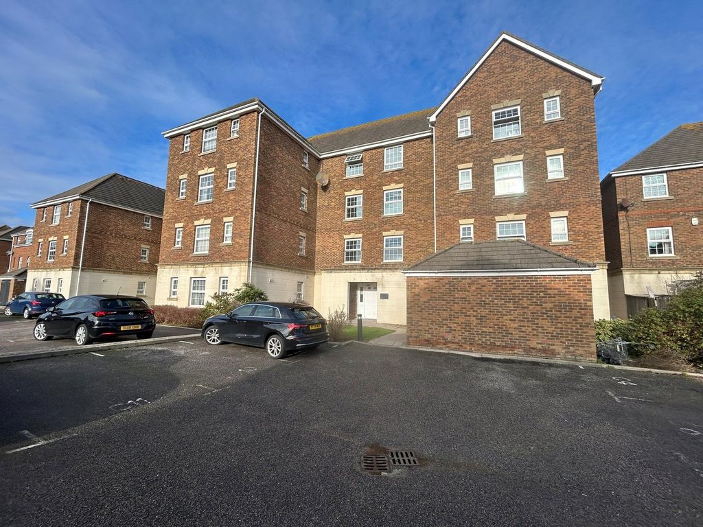 Property photo 1 of 9