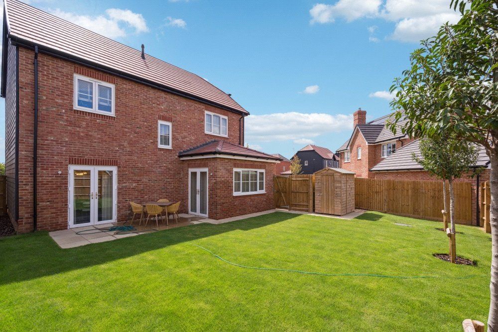 Property photo 3 of 21 Example Garden