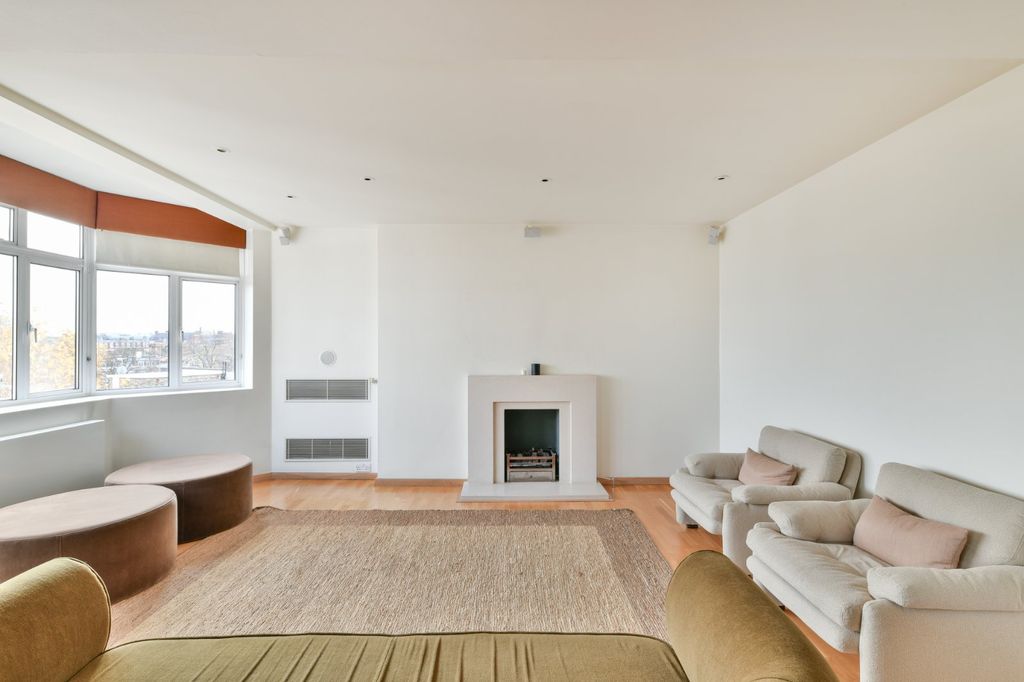 Property photo 2 of 11 Picture No. 05