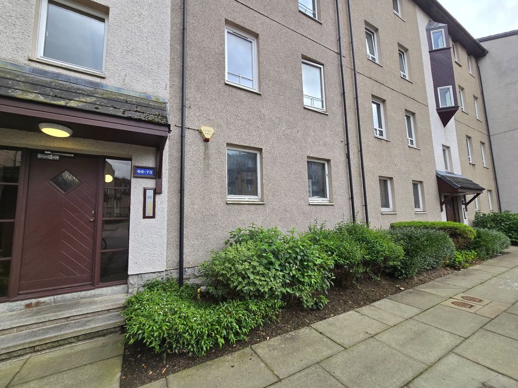 Property photo 1 of 5