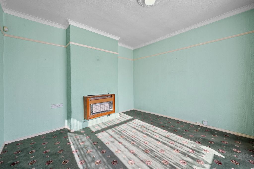 Property photo 3 of 29