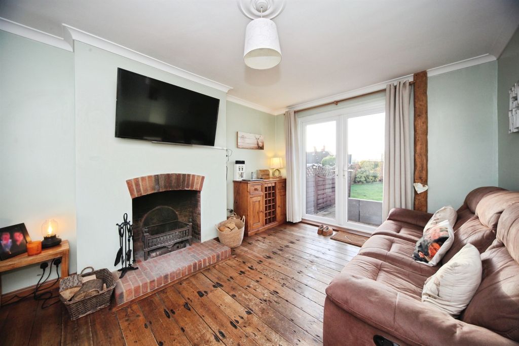 Property photo 3 of 20