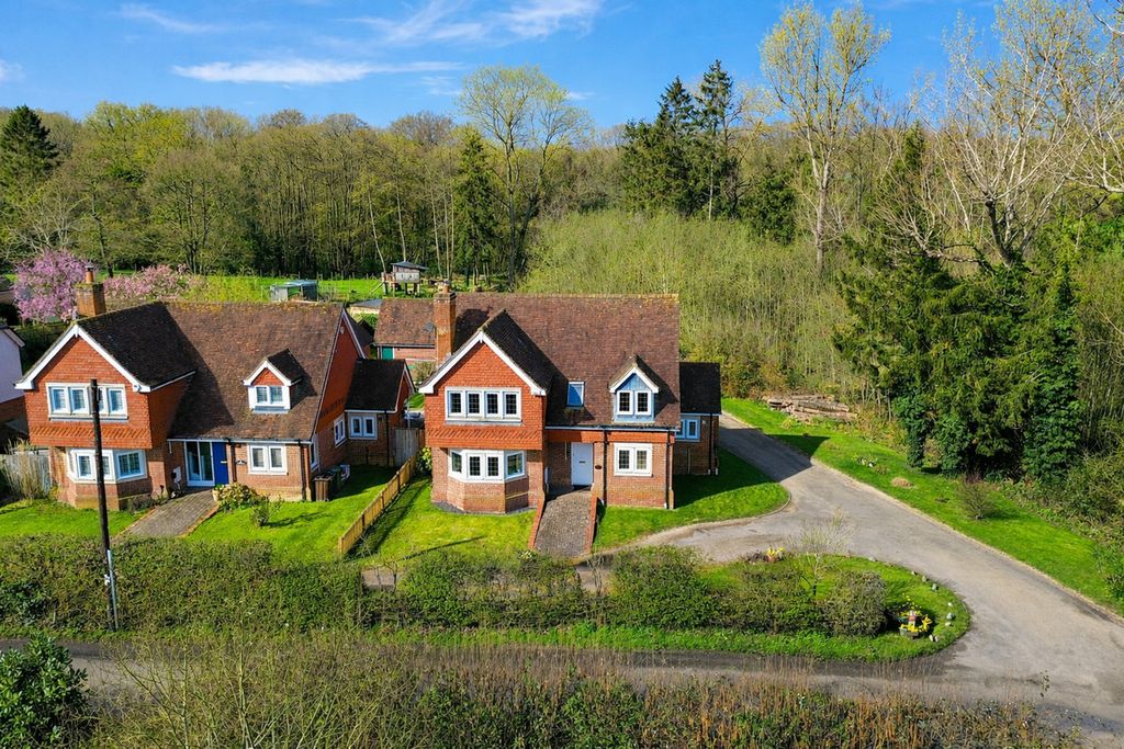 Property photo 1 of 25