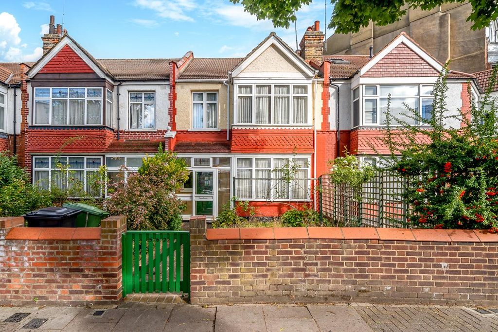 Property photo 1 of 17