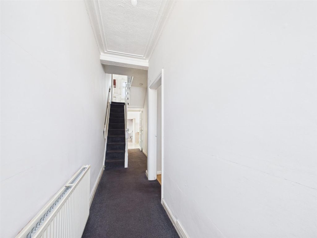 Property photo 2 of 31 Cam03604G0-Pr0327-Still007.Jpg
