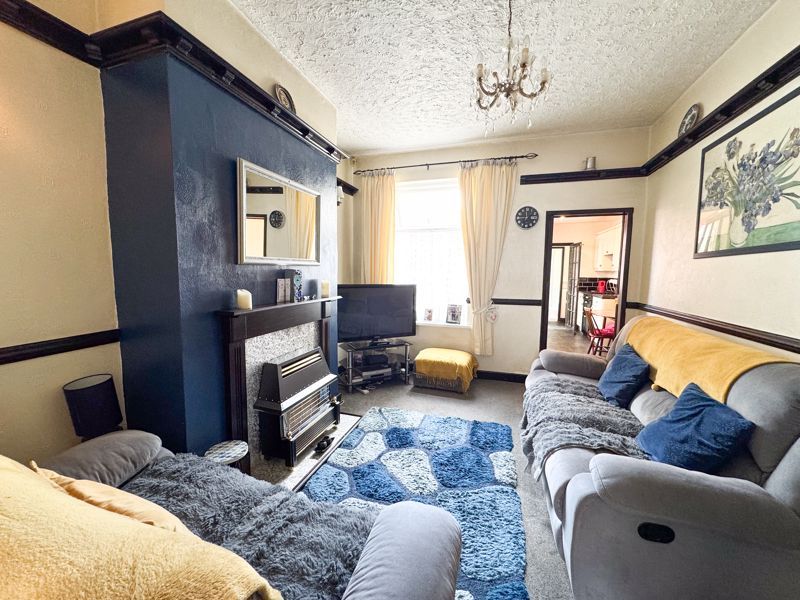 Property photo 3 of 13 Dining Room