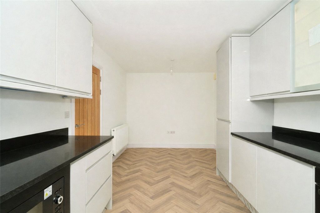 Property photo 3 of 24 Picture No. 58