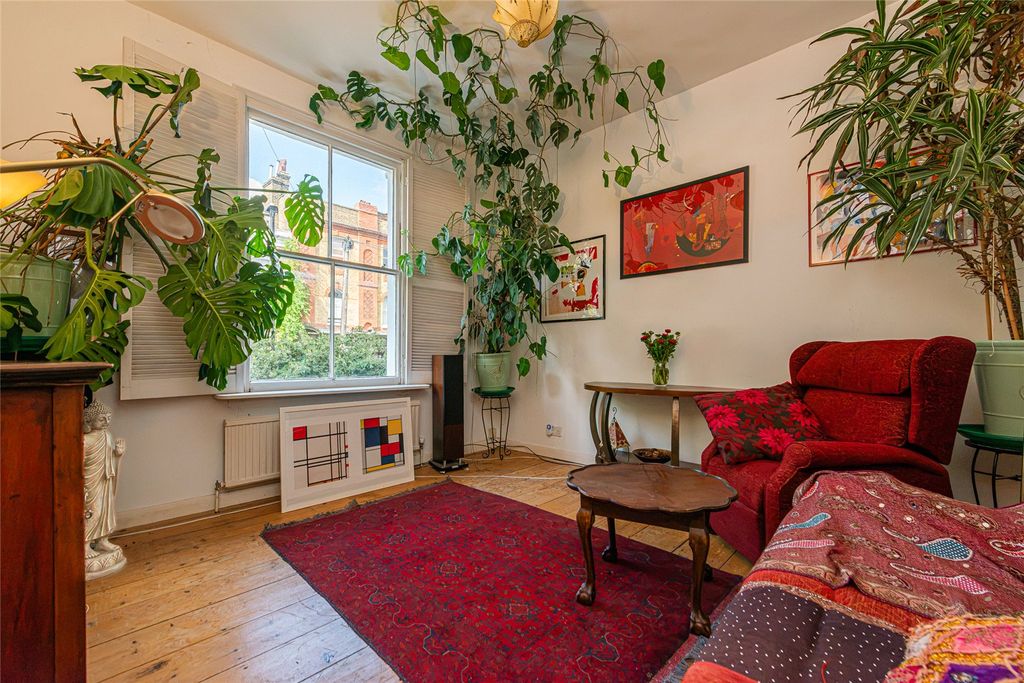 Property photo 3 of 13 Picture No. 02