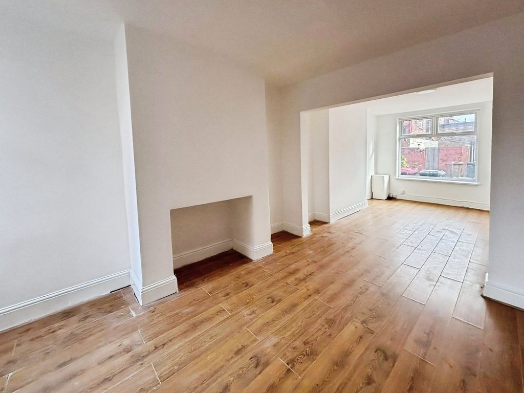 Property photo 3 of 14 Picture No. 07