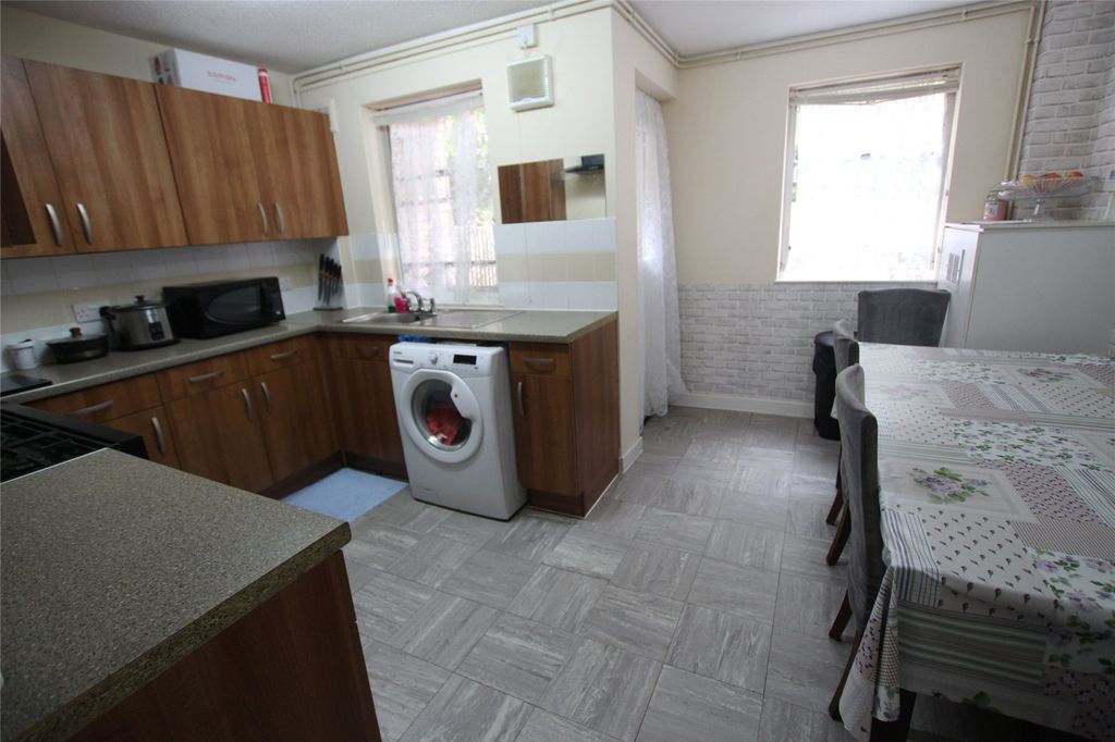 Property photo 2 of 8 Picture No. 02