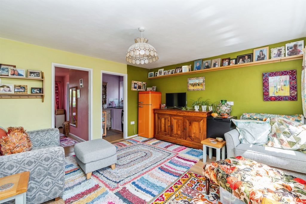 Property photo 2 of 12
