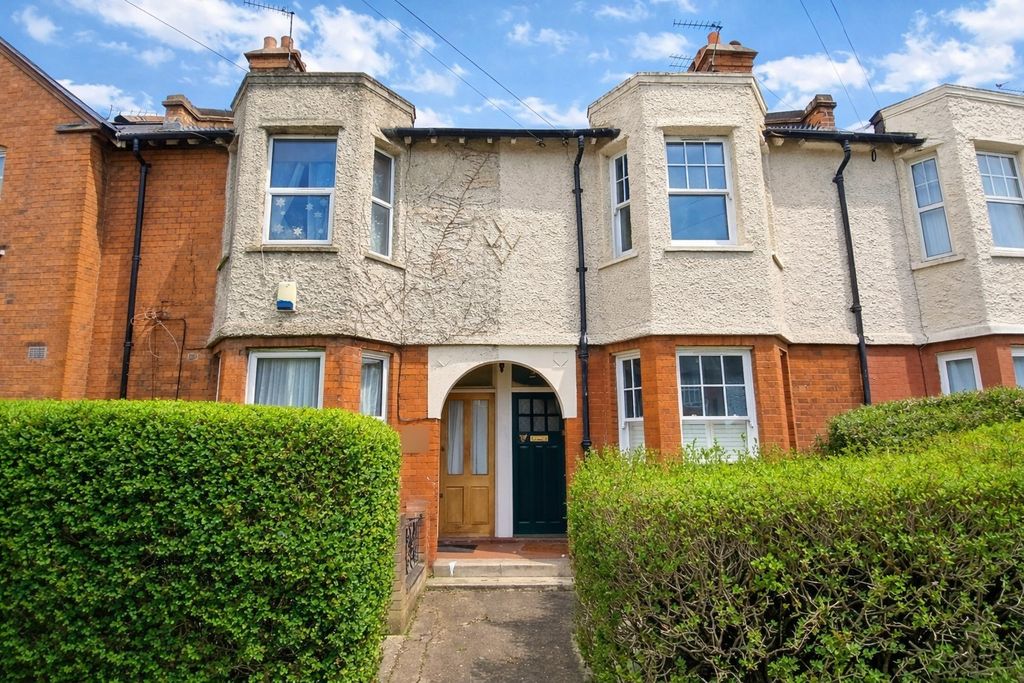 Property photo 1 of 7 Photo 0