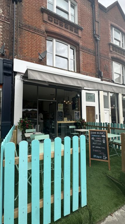 Property photo 1 of 8 Â˜• Prime Cafã© To Rent | Fulham Sw6 2Tf | Class E | Outdoor Seating | Low Premium