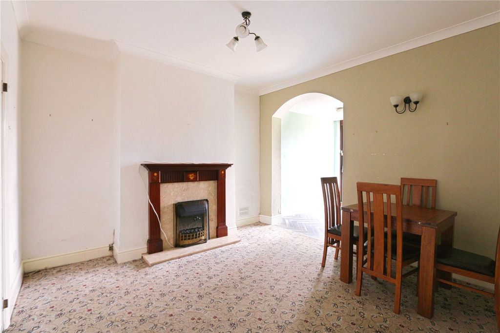 Property photo 3 of 13 Dining Room